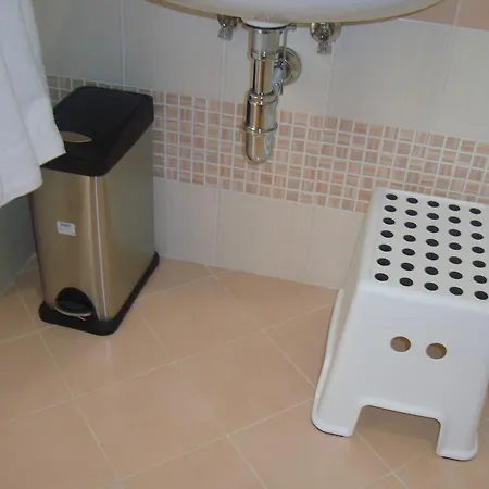 Bovio Modern B&B 3*