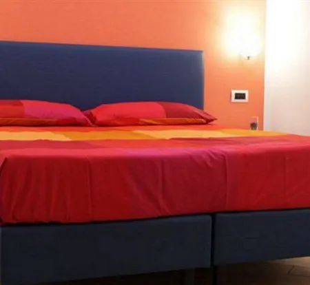 לינה וארוחת בוקר Bovio Modern