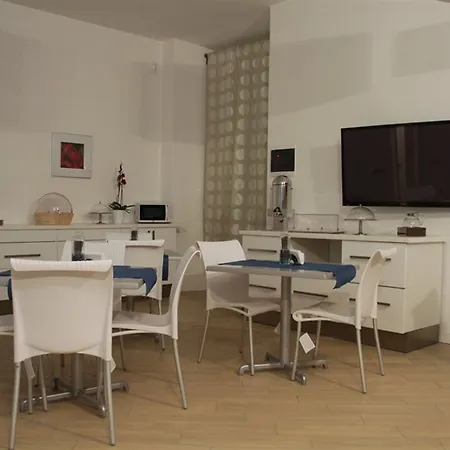 Bovio Modern 4*